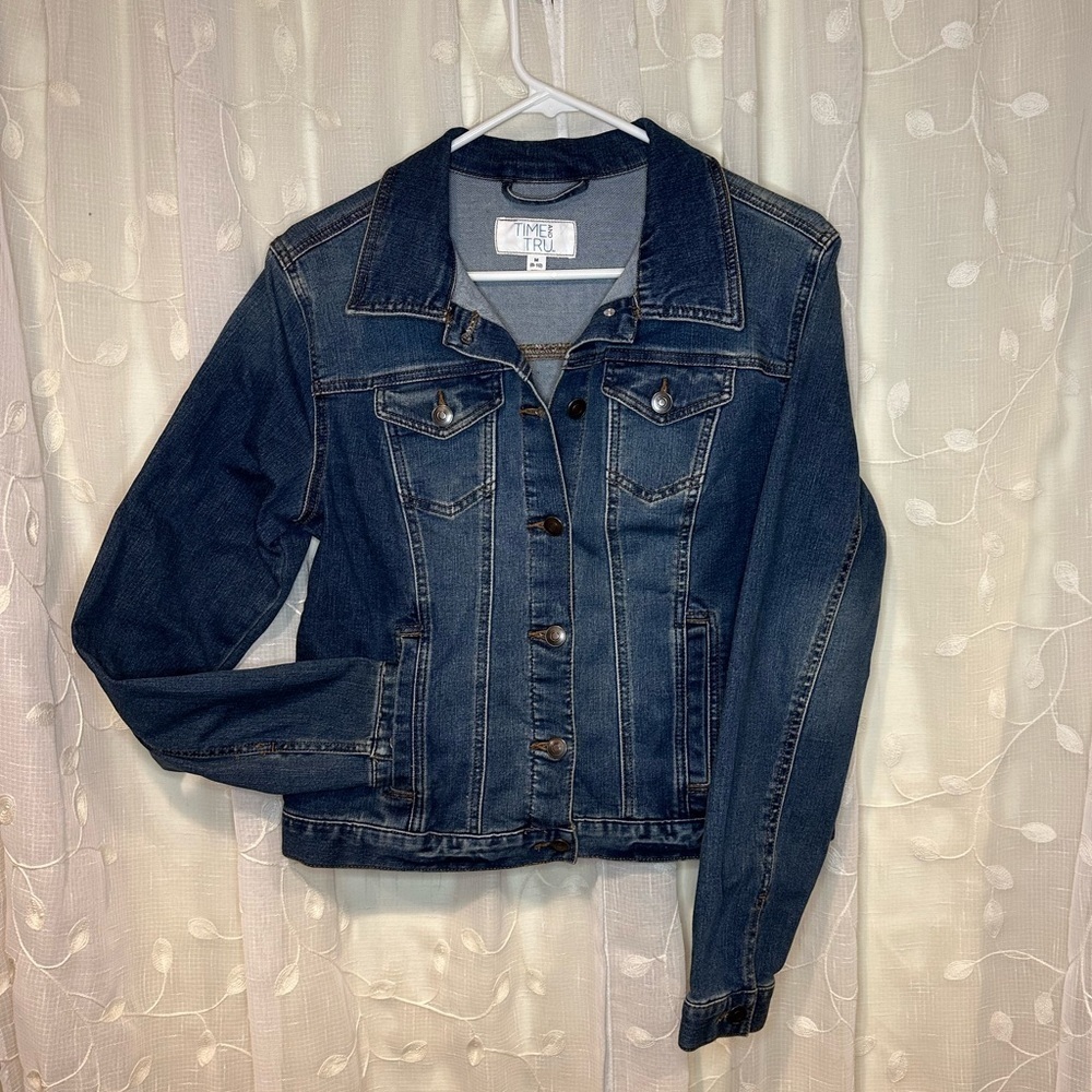 Time and Tru Denim Jean Jacket, Size Medium (8-10) - Picture 1 of 6